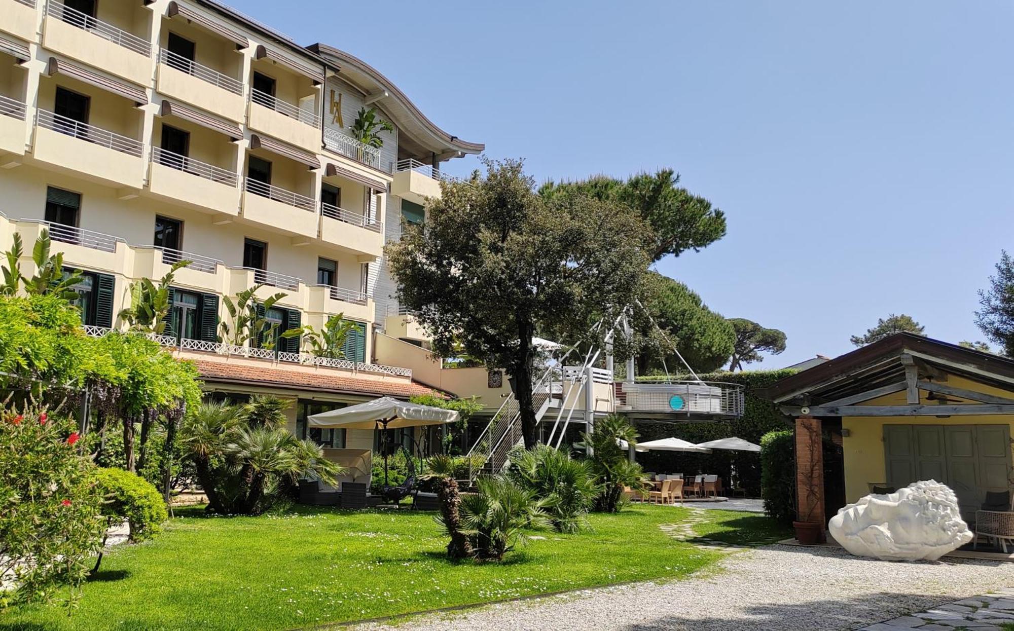 Hotel Acapulco Forte dei Marmi Exterior photo